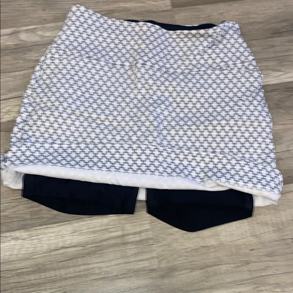 💛 White and Black Mini Pencil Skirt for Casual Wear - Picture 3 of 3